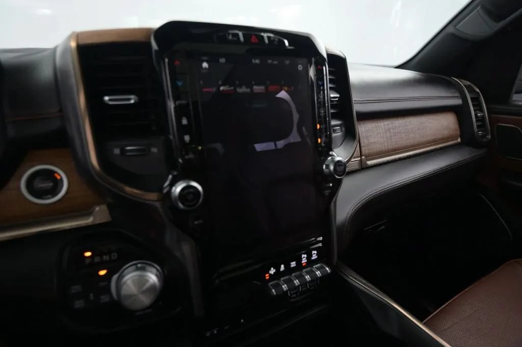 Used 2019 RAM 1500 Limited AWD/4WD image 29