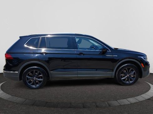 Used 2024 Volkswagen Tiguan SE AWD/4WD image 5