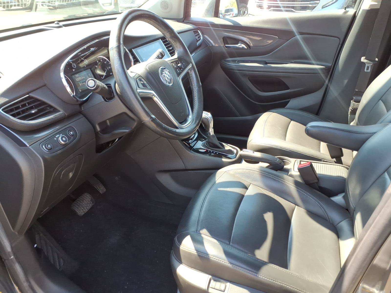 Used 2017 Buick Encore Essence w/ Experience Buick Package FWD image 12