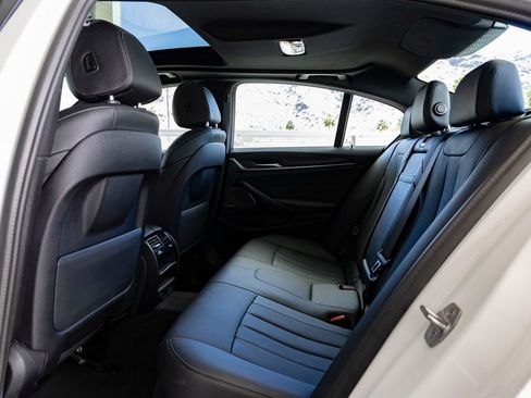 Certified 2023 BMW 530i w/ M Sport Package image 22