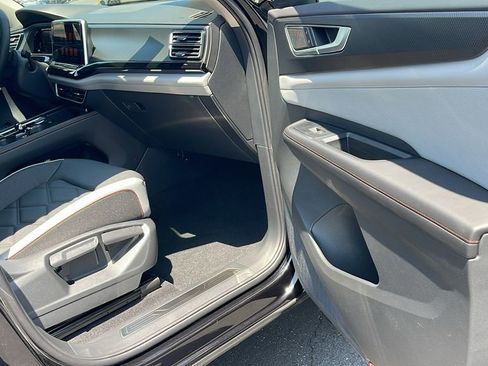 New 2025 Volkswagen Atlas Peak Edition SE image 35