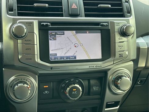 Used 2019 Toyota 4Runner SR5 AWD/4WD image 26