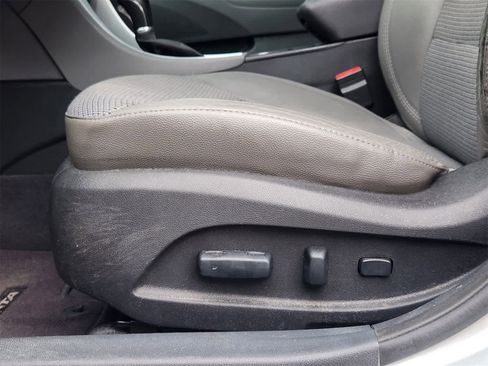 Used 2012 Hyundai Sonata SE image 21