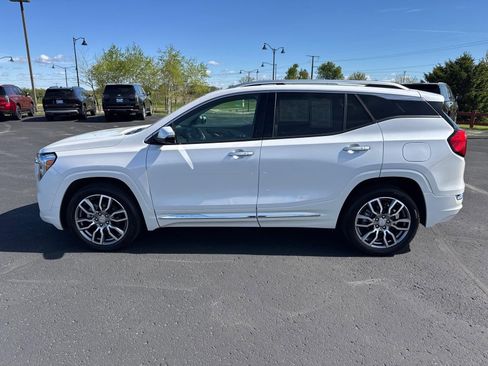 Certified 2023 GMC Terrain Denali w/ Denali Premium Package AWD/4WD image 2