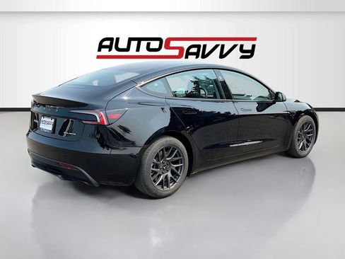Used 2025 Tesla Model 3 Long Range AWD/4WD image 7