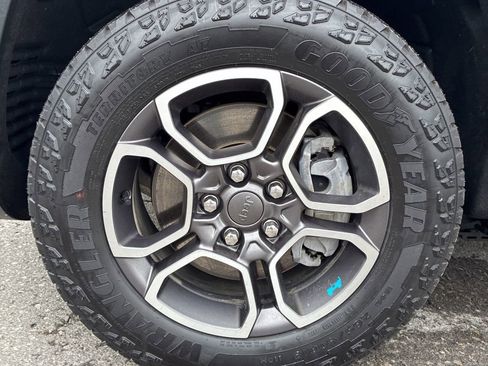 Used 2022 Jeep Grand Cherokee Trailhawk w/ Luxury Tech Group III AWD/4WD image 9