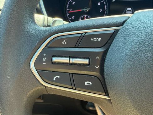 Used 2022 Hyundai Santa Fe SEL FWD image 11