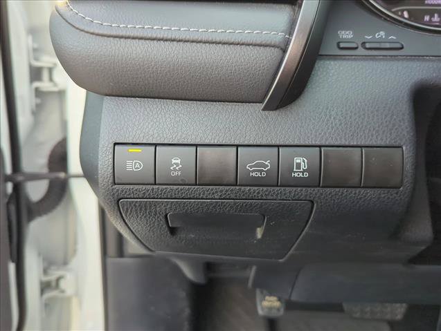 Used 2024 Toyota Camry SE w/ Convenience Package FWD image 14