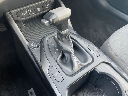 Used 2025 Kia K4 LXS image 43