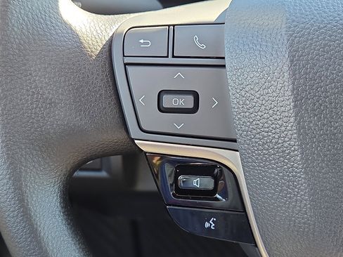 New 2026 Toyota Camry LE image 12