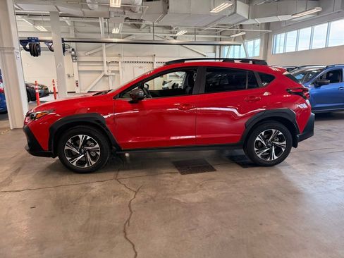 Used 2025 Subaru Crosstrek 2.0i Premium image 6