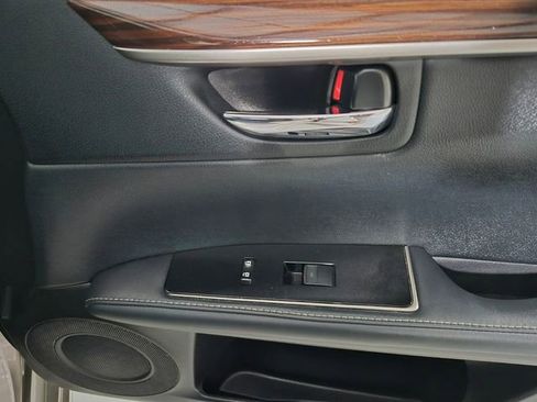 Used 2017 Lexus ES 350 w/ Premium Package image 35