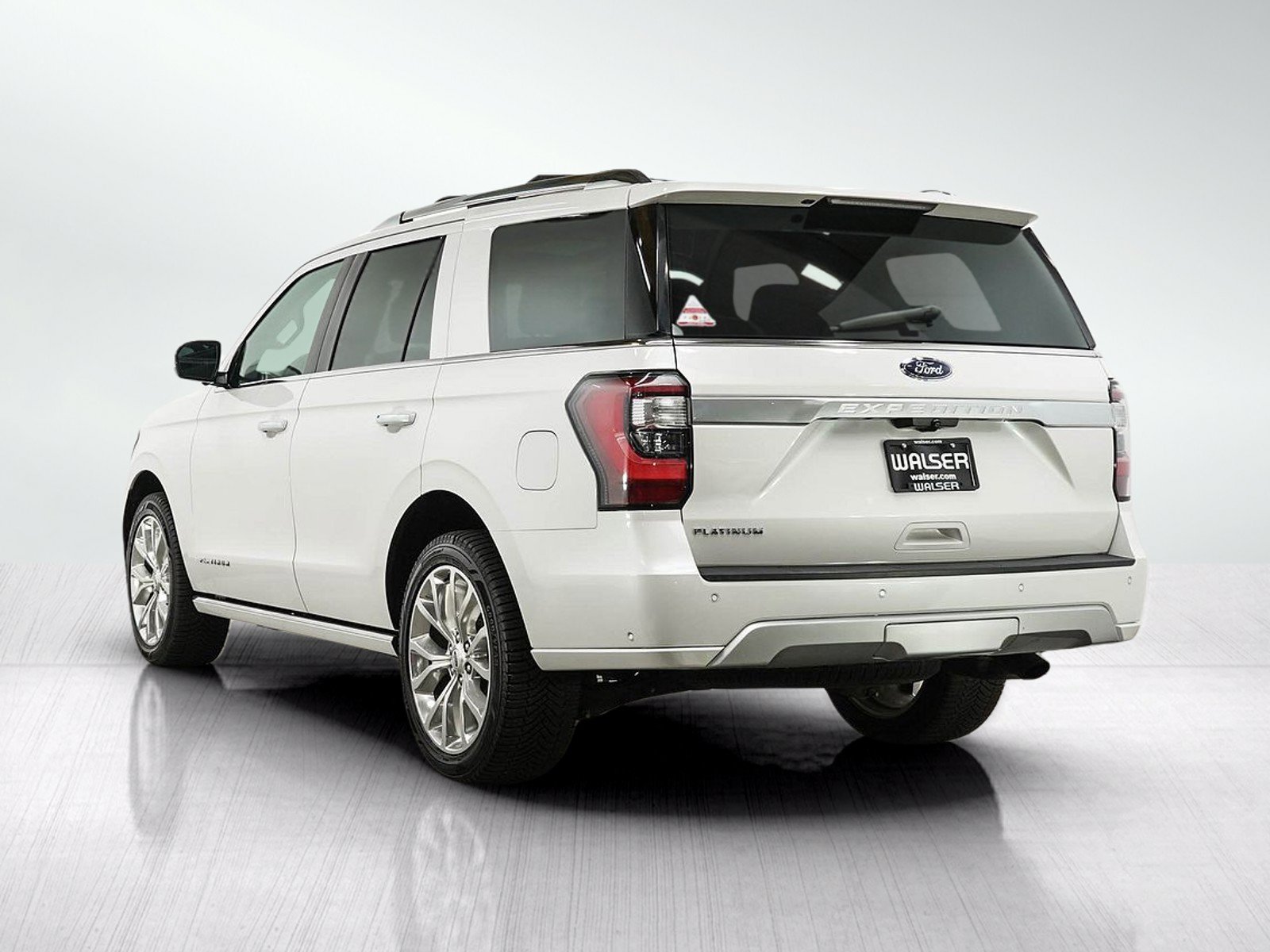 Used 2019 Ford Expedition Platinum AWD/4WD image 3