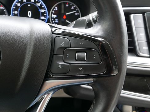 Used 2022 Buick Enclave Avenir w/ Avenir Technology Package image 30