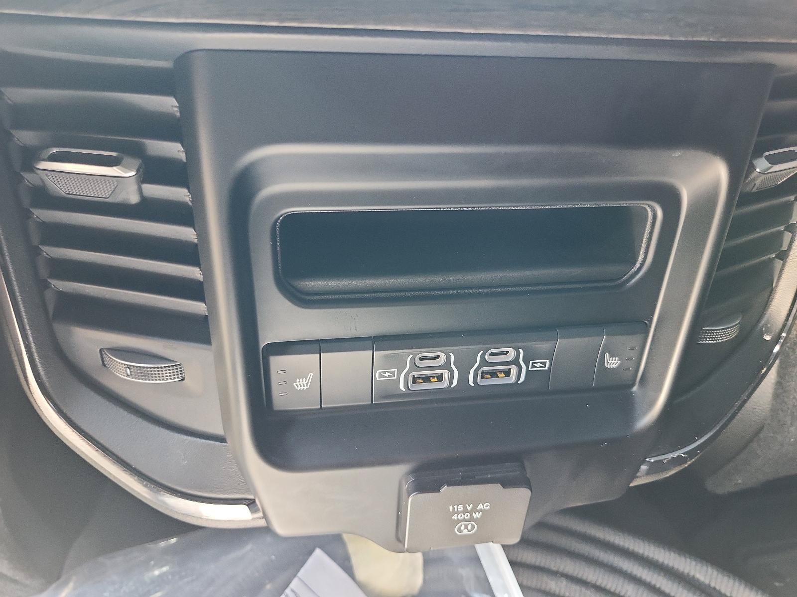 Used 2025 RAM 3500 Limited AWD/4WD image 16