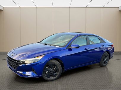 Used 2023 Hyundai Elantra SEL