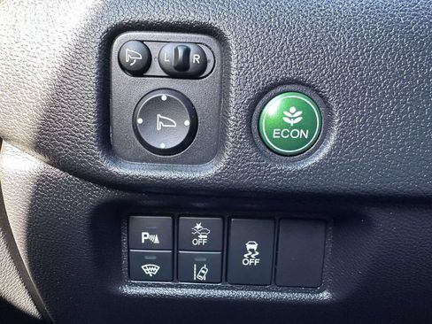Used 2025 Honda Passport TrailSport image 18