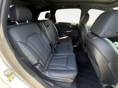 New 2025 Audi Q7 3.0T Prestige AWD/4WD image 18