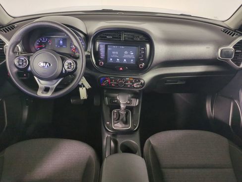 Used 2020 Kia Soul S image 16