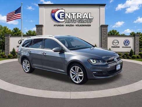 Used 2015 Volkswagen Golf TDI SEL FWD image 1