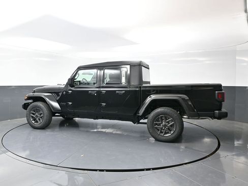 New 2026 Jeep Gladiator Sport image 11