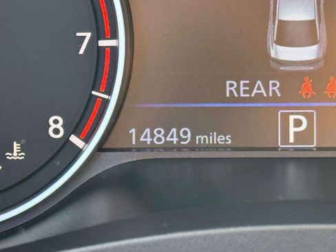 Used 2024 Nissan Altima 2.5 SR FWD image 26