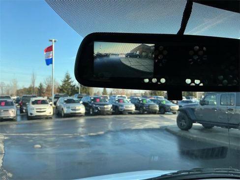 Used 2023 GMC Savana 2500 image 22