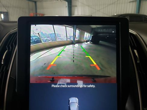 Used 2024 Ford Edge SEL w/ Convenience Package image 20