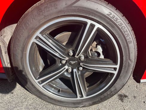 Used 2024 Ford Mustang Premium image 25