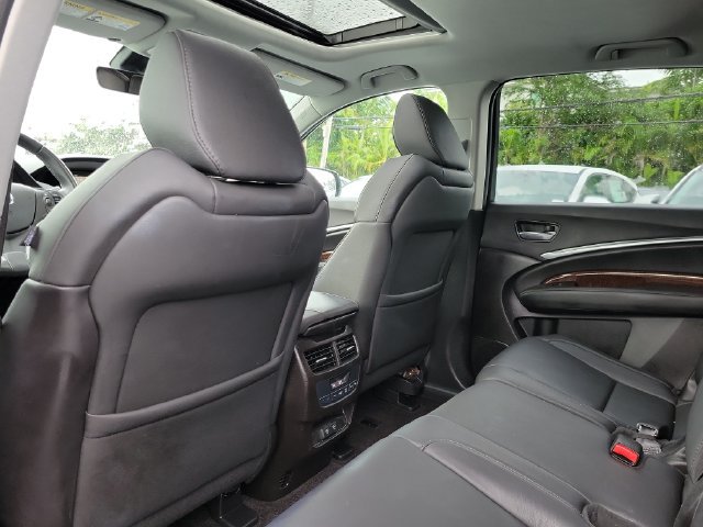 Used 2017 Acura MDX w/ Technology Package AWD/4WD image 23