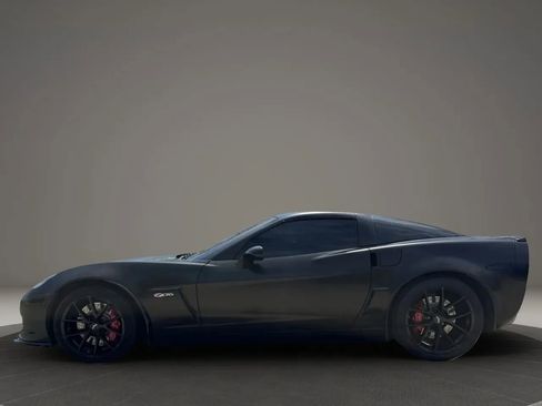 Used 2007 Chevrolet Corvette Z06 w/ Preferred Equipment Group RWD image 2