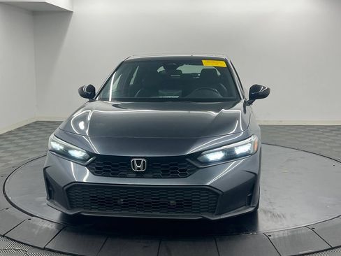 Used 2025 Honda Civic Sport image 4