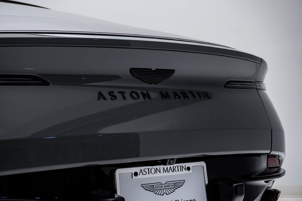 Used 2024 Aston Martin DB12 Coupe RWD image 12