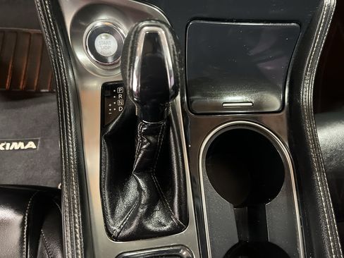 Used 2020 Nissan Maxima 3.5 SV w/ Floor Mat Group FWD image 16