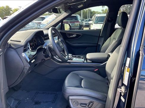 Certified 2025 Audi Q7 3.0T Premium Plus image 21