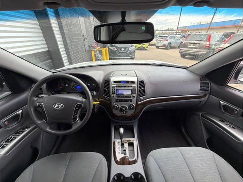 Used 2012 Hyundai Santa Fe GLS AWD/4WD image 13