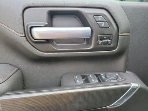 Used 2021 GMC Sierra 2500 AT4 w/ AT4 Premium Plus Package image 16