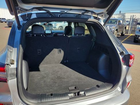 Used 2024 Ford Escape ST-Line image 6