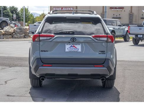 Used 2020 Toyota RAV4 TRD Off-Road w/ TRD Off-Road Weather Package AWD/4WD image 4