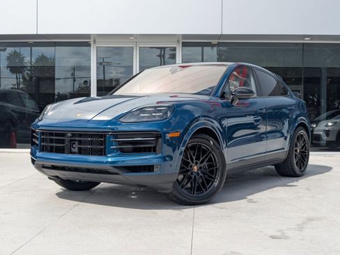 New 2026 Porsche Cayenne Coupe image 1