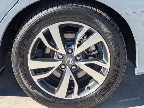 Used 2023 Honda Odyssey Touring image 14