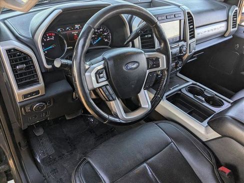 Used 2021 Ford F250 Lariat image 9