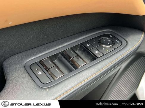 Used 2025 Lexus RX 350h w/ Accessory Package AWD/4WD image 22