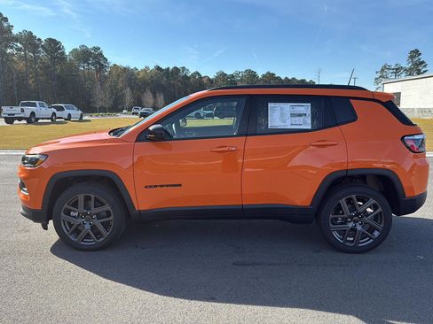New 2026 Jeep Compass Latitude image 5