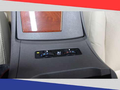 Used 2011 Lexus ES 350 image 21