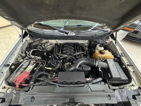 Used 2012 Ford F150 XLT w/ XLT Chrome Pkg image 44