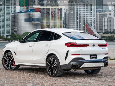 Used 2025 BMW X6 M60i w/ Climate Comfort Package image 15