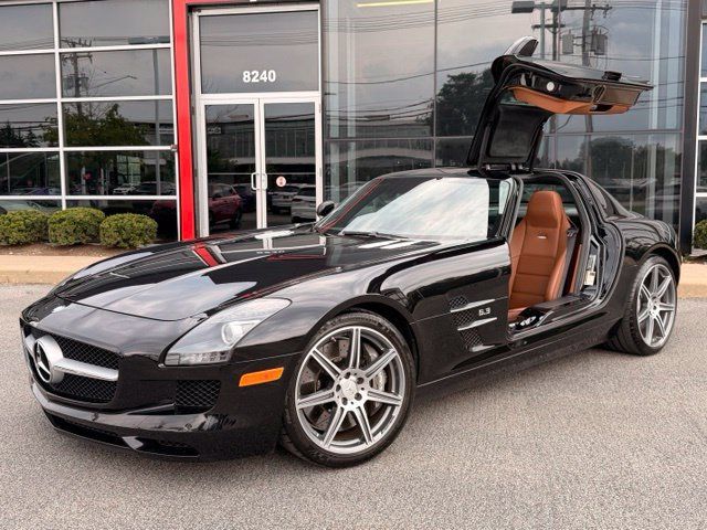 Used 2011 Mercedes-Benz SLS AMG Coupe image 2