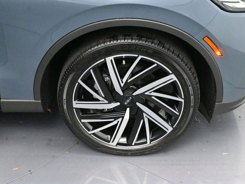 Used 2025 Lincoln Aviator Reserve w/ Equipment Group 201A image 40