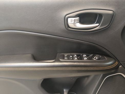 Used 2021 Jeep Compass Limited AWD/4WD image 27